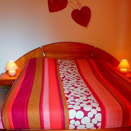 Gite Dans Cite Medievale Boersch Zimmer foto
