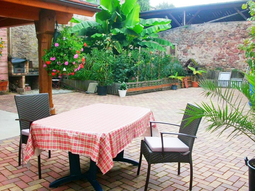 Gite Dans Cite Medievale Boersch Zimmer foto